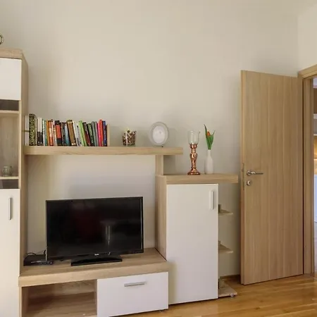 Apartment With A Parking Space Kastel Novi, - 20690